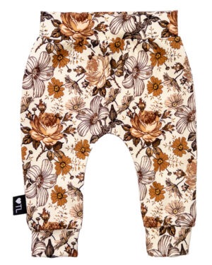 broekje-bloemen-bruin-tessliva-hangemaakte-baby-kinderkleding1a