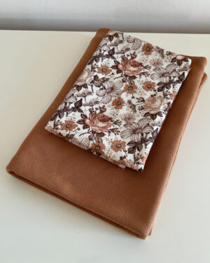180e8101-ledikantlaken-bloemen-bruin-katoen-tessliva-hangemaakte-baby-kinderkleding