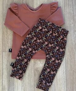 Set longsleeve roze klei en broekje bloemen herfst bruin