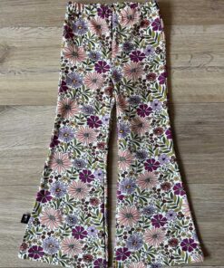 Flared pants grote bloemen paars