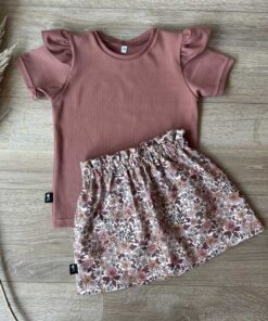 Set shirt roze klei (fijne rib) en paperbag skirt bloemen flowers spring