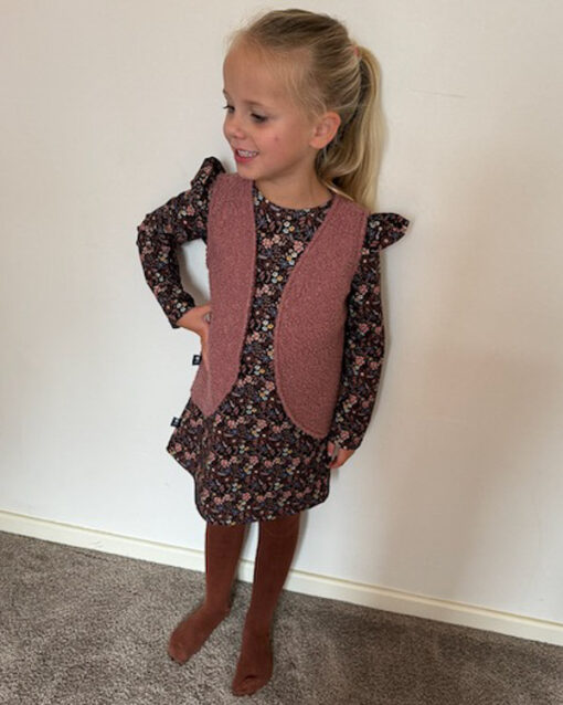 Set gilet oud roze (teddy) en jurkje a-lijn bloemen herfst bruin