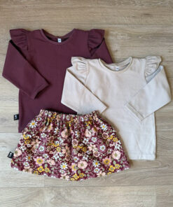 Alternative view of Set longsleeve sand (fijne rib) en rokje tess bloemen burgundy (katoen)