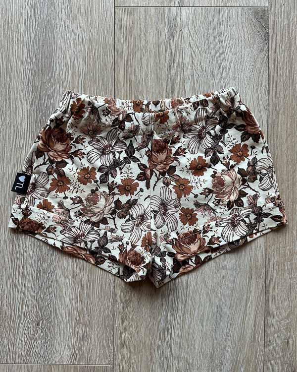 Short bloemen bruin 104 1 Short bloemen bruin 104