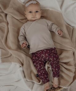 Set overslag shirt sand en broekje winterbloemen burgundy